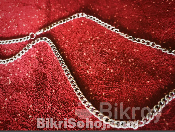 এক্সক্লুসিভ স্টাইলিশ সিলভার কালার কিউবান কার্ব চেন